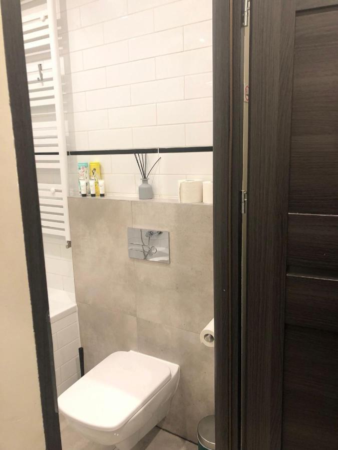 apartament Śródmieście 1 sypialnia oraz 1 salon Wałbrzych Exterior foto