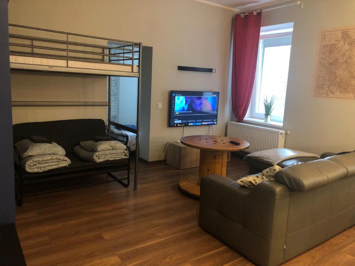 apartament Śródmieście 1 sypialnia oraz 1 salon Wałbrzych Exterior foto